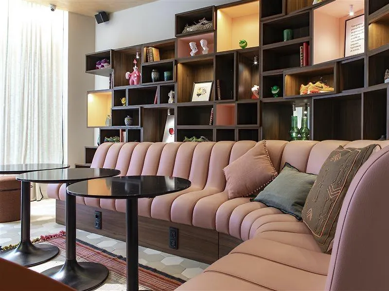 Maison Mere 4*