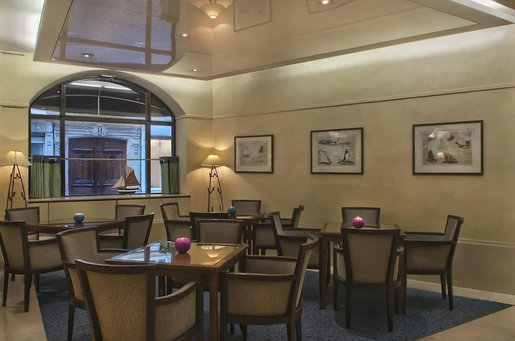 Hotel Maison Mère 4*