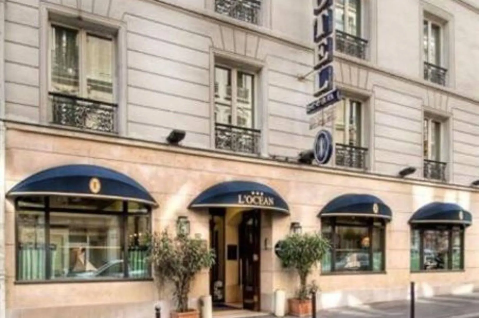 Maison Mere